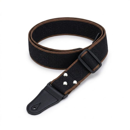 Fotografia profissional de estúdio da correia de guitarra Wingo modelo WS308B, enrolada num fundo branco puro. Mostra o padrão bordado Jacquard preto e castanho, a fivela de ajuste preta e a ponta de pele sintética com rebites prateados.